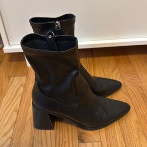 Pointed toe boots